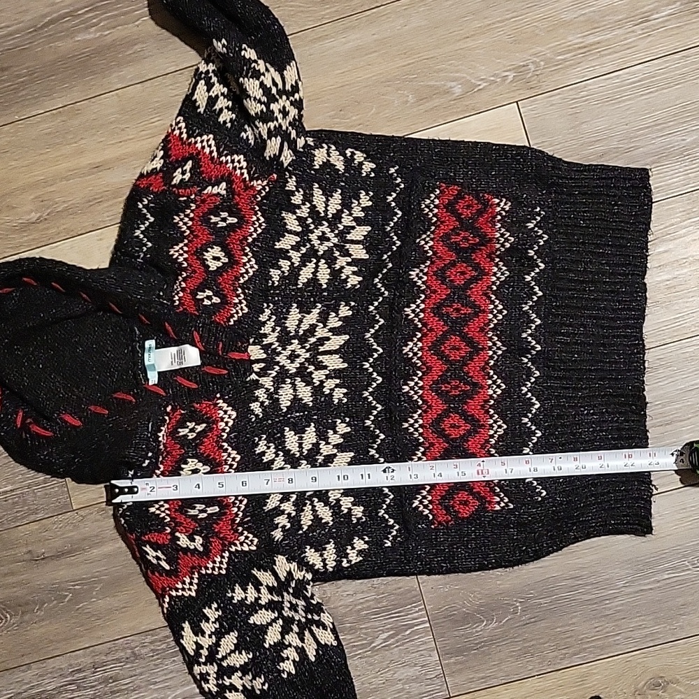 Women's Hooded Sweater - Picture 7 of 7